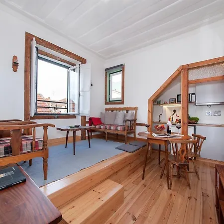 Apartments In Historical Lisbon-3